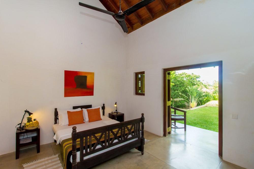 Palm Paradise Cabanas & Villas Beach Resort Tangalle Extérieur photo