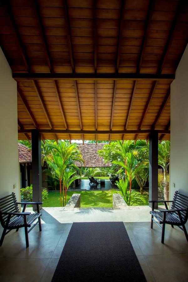 Palm Paradise Cabanas & Villas Beach Resort Tangalle Extérieur photo
